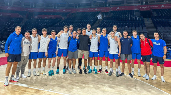 Bogdan Bogdanović ispratio naslednike FOTO
