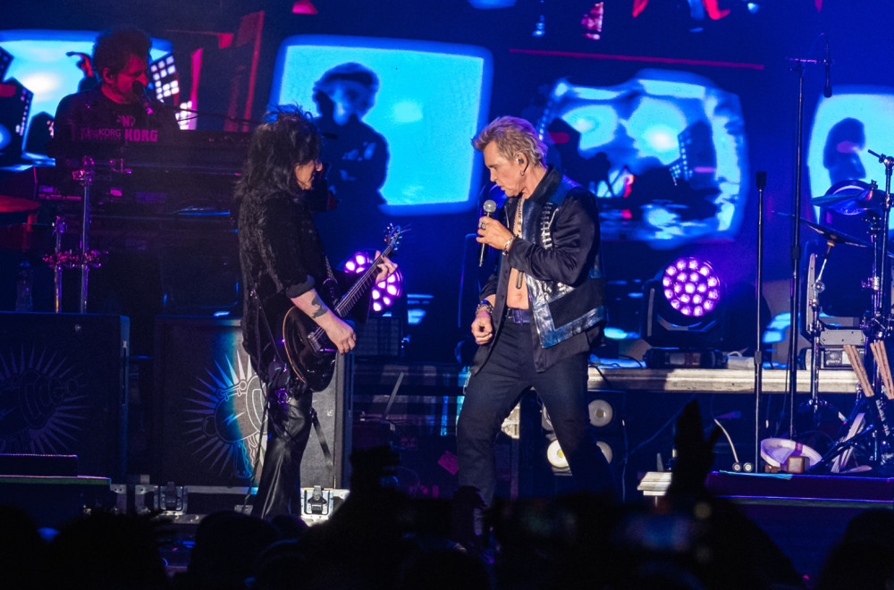 Bili Ajdol održao koncert u Beogradu: Drago mi je da sam opet u Srbiji FOTO