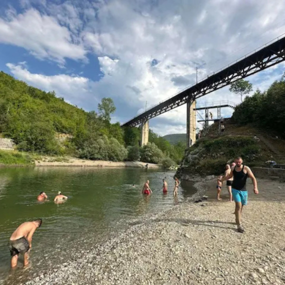 Prijepolje ima svoje more i svoj Petrovac - ova plaža je omiljeno mesto i spas od vrelih letnjih dana