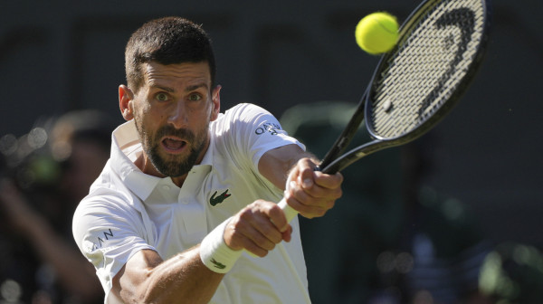 Novak potpuno pobesneo: "Gledaj i ćuti, neću da čujem ni reč!" VIDEO
