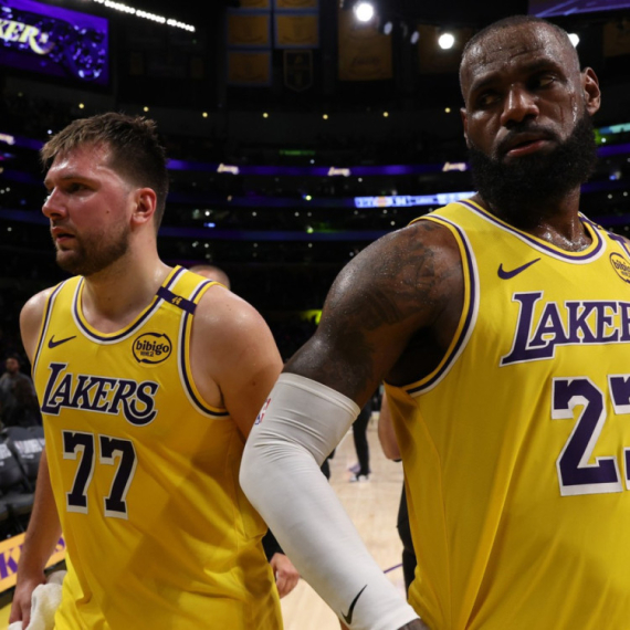 Dončić se poklonio Lebronu: "On čini nešto što drugi ne mogu" VIDEO