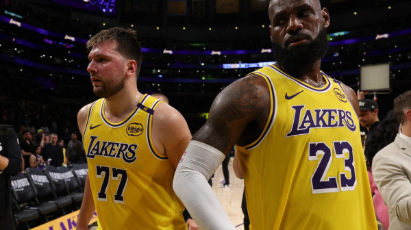 Dončić se poklonio Lebronu: "On čini nešto što drugi ne mogu" VIDEO