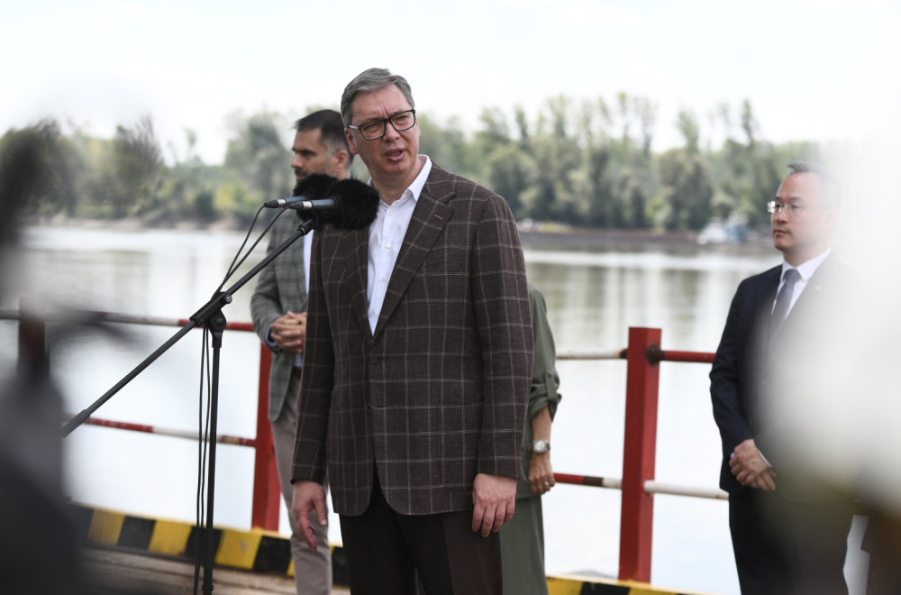Vučić: Srbija ne razmišlja o sukobima, već gradi i pobeđuje ekonomijom; Ne dižemo ni vojnike, ni mašine