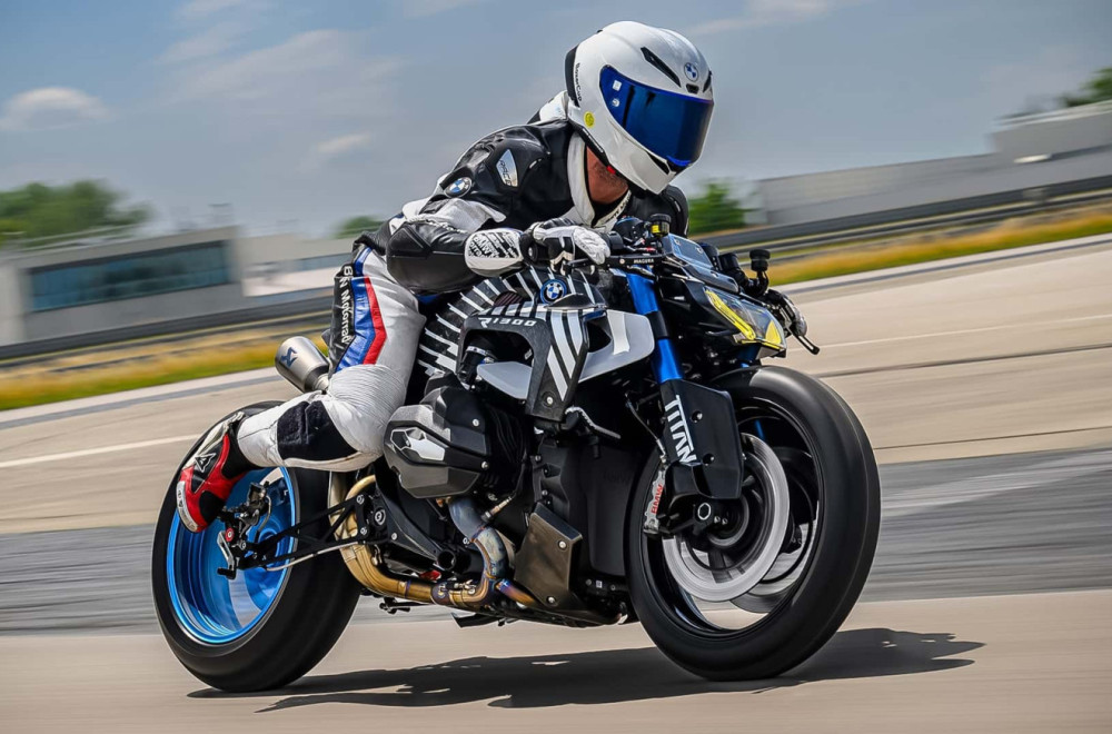 BMW napravio čudovište na dva točka: Novi "Titan" izgleda kao da je iz budućnosti FOTO