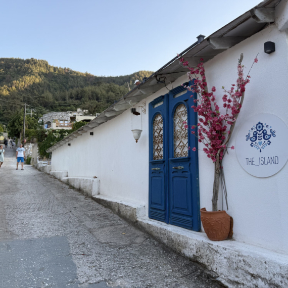 Vlasnica apartmana u Grčkoj oplela po srpskim turistima FOTO