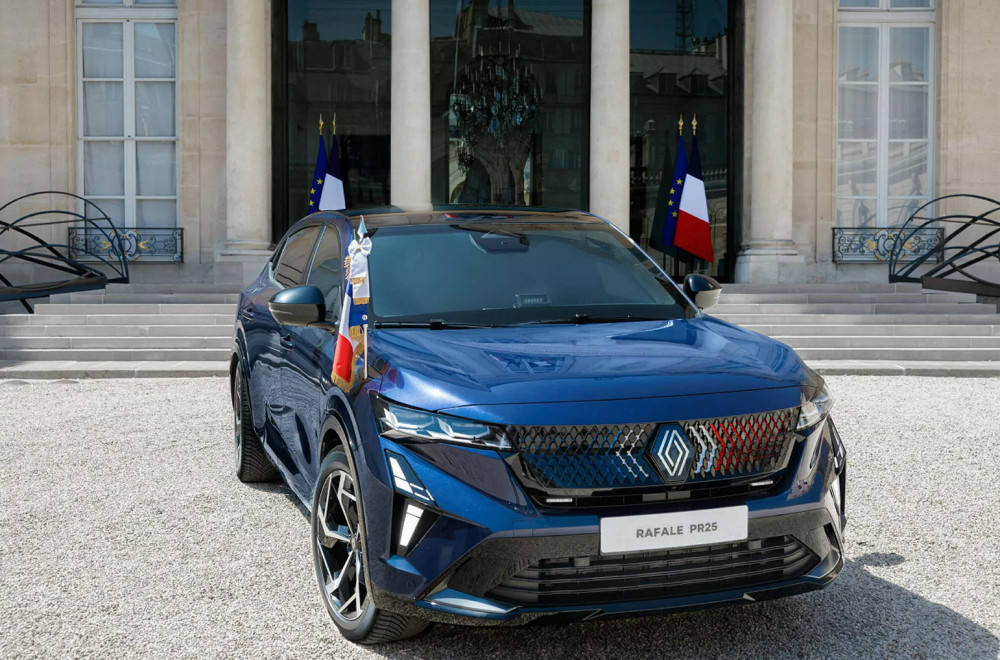 Izgleda kao običan Renault, a zapravo je nova francuska predsednička limuzina FOTO
