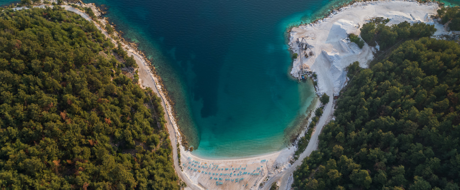Turisti iz Srbije otkrili najlepšu plažu na Tasosu: "Do prošle godine je bila zatvorena za turiste" FOTO