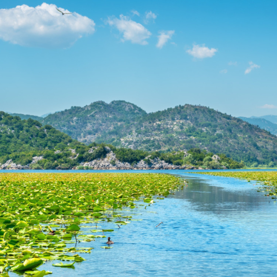 Skriveni biser Balkana: Mesto gde planine ljube jezero VIDEO