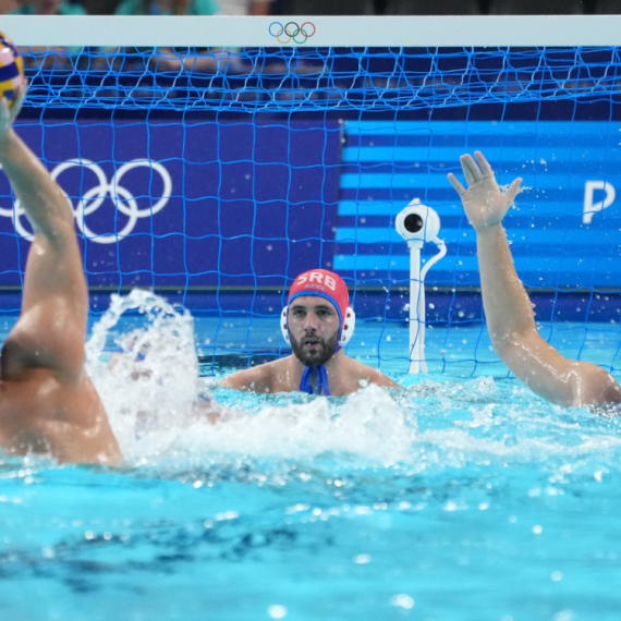"Srbiju neće poremetiti poraz od Italije"