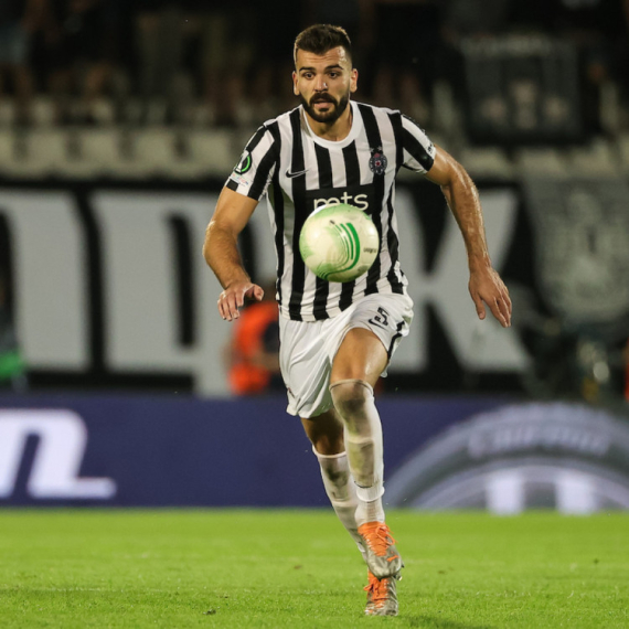 Vujačić se za B92.sport prisetio dvomeča sa AEK-om: "Hladan tuš..."