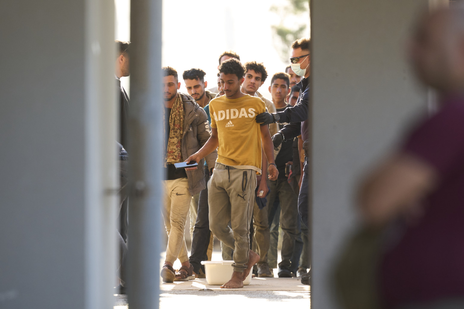 Grčka pobesnela – poslata dva ratna broda; A Rusi su na vratima; Ovo je vanredna situacija za Evropu