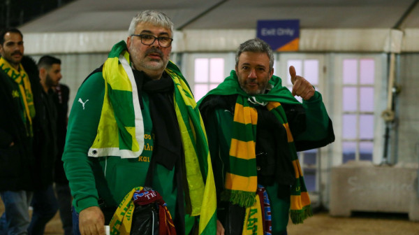 Navijači AEK-a će sa Trga republike marširati ka Humskoj