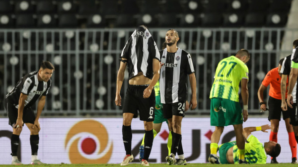 Partizan "preživljavao" u Humskoj – AEK slavio posle penala VIDEO