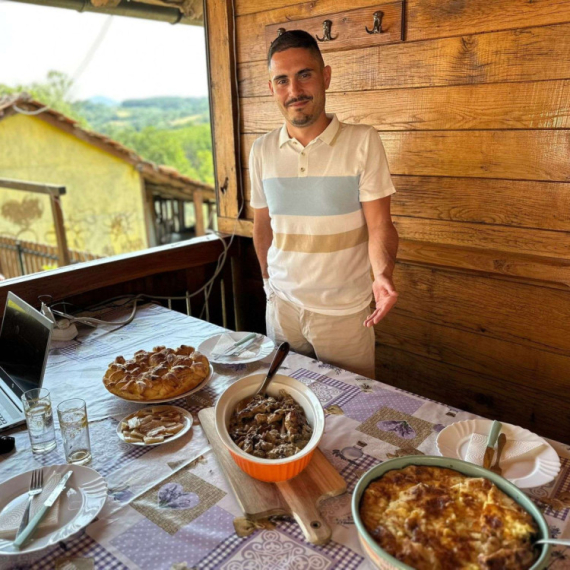 Nesvakidašnja ljubavna priča dvoje mladih: Italijan je zbog Dušice promenio ime i veru FOTO