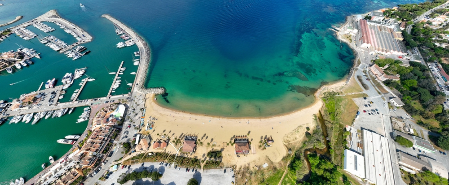 Hitno zabranjeno kupanje na ovoj plaži: Primećene otrovne alge