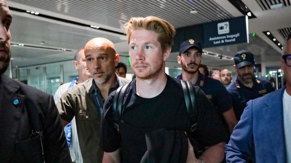 Kakva čast – Napoli zbog De Brujnea vratio u upotrebu Maradoninu "desetku"