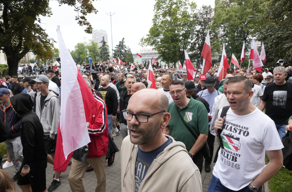 Antimigrantske demonstracije održane širom Poljske