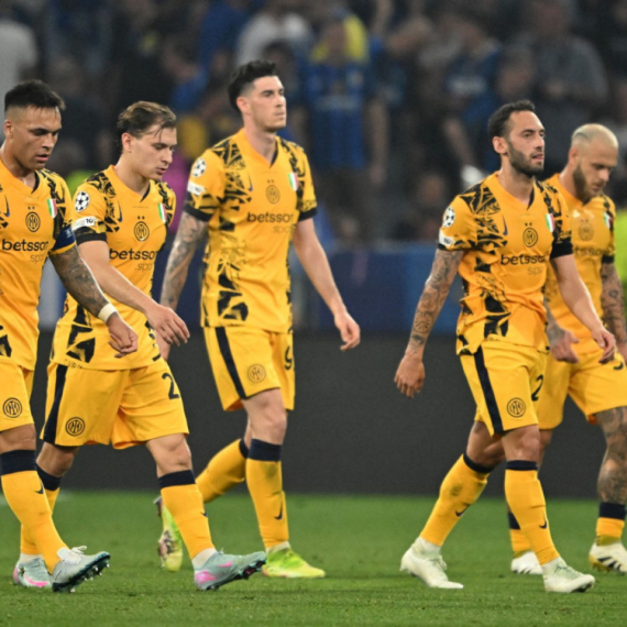 Svađa sa Lautarom, pa izlazna vrata: Fenerbahče stavio na sto vezisti 18.000.000 evra