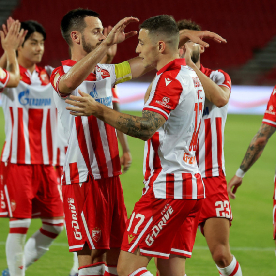 Zvezda dovodi veznjaka, a nije Grujić