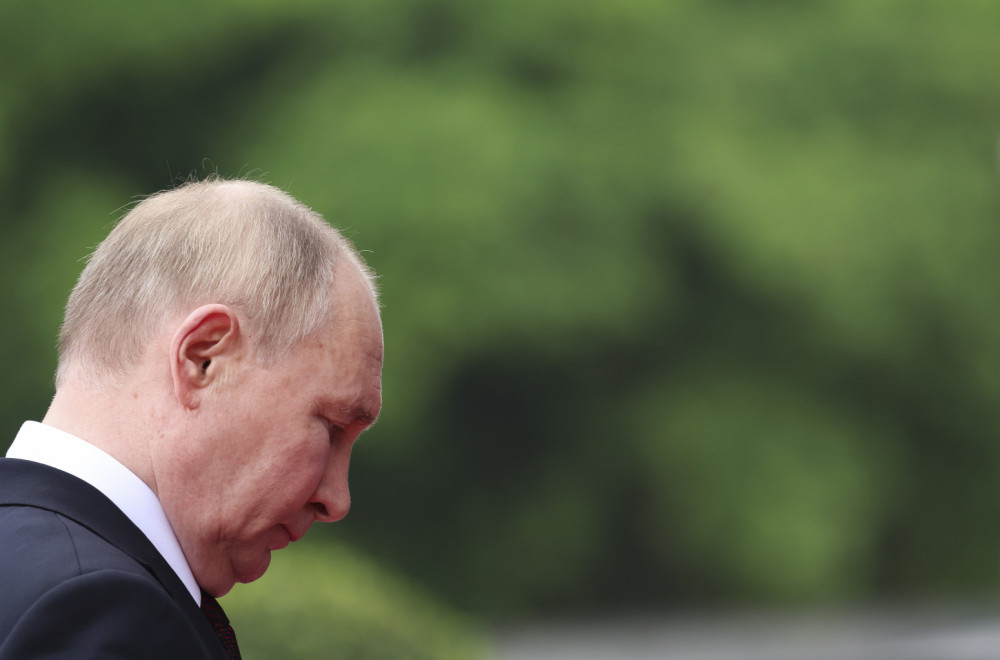 This is Putin's impossible mission