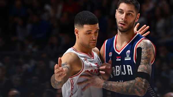 Šta nam to Stefan Jović poručuje? FOTO