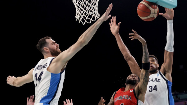 Grčki centar odustao od Evrobasketa – sukob sa Spanulisom?