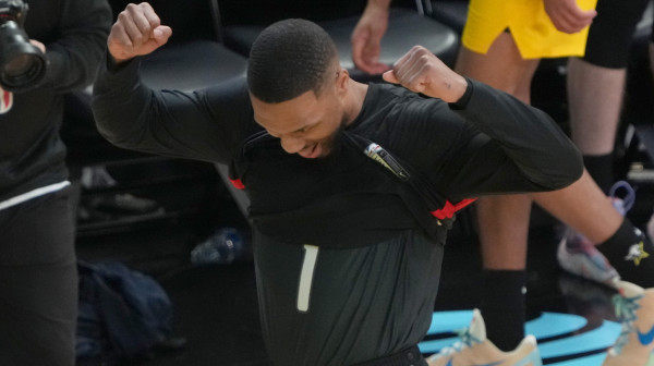 It's Dame Time FOTO/VIDEO