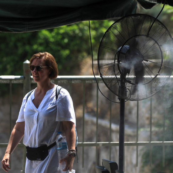 Mraz, a onda temperature i do 30 stepeni: Evo kada se očekuje jače zahlađenje FOTO