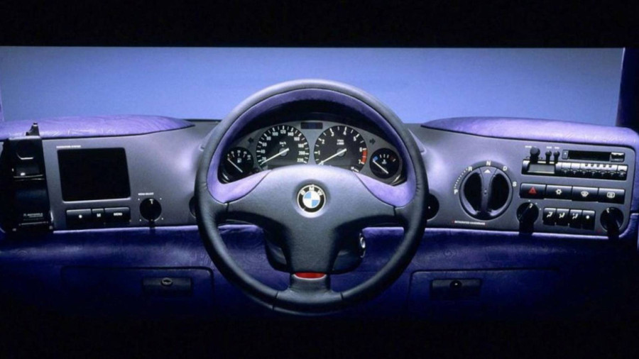 Ubio ga Mini: BMW-ov tajni gradski auto sa vozačem u sredini i centralnim motorom FOTO
