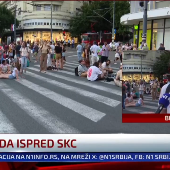 Reporterka N1 i blokaderi tuguju: "Protesti su pukli, svi su na holideju!" VIDEO