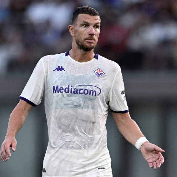 Napad na Bundesligu – Džeko prešao u Šalke