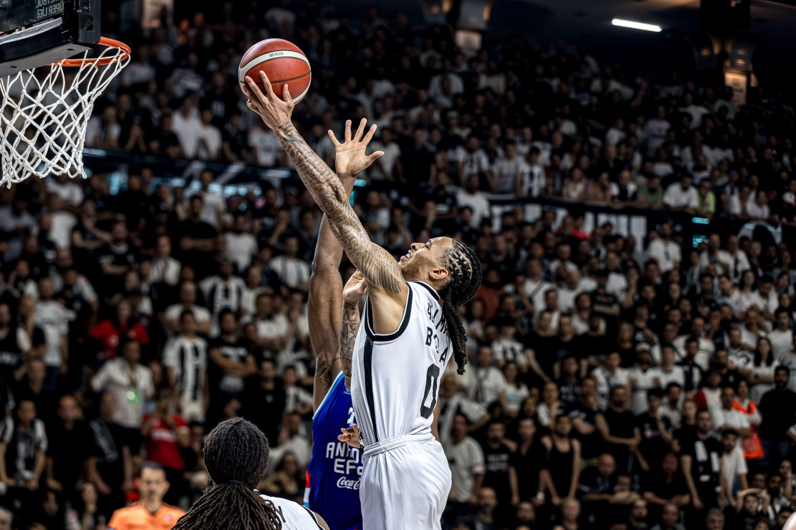 Partizan odustao? Moraće da plate igrača koji neće ni debitovati