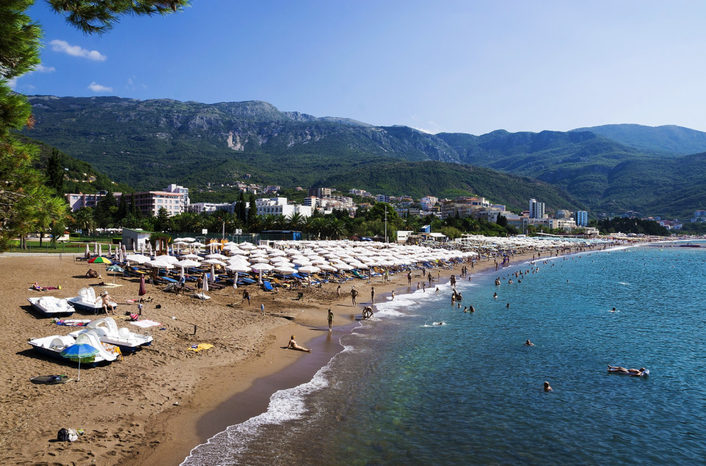 Poznati arapski milijarder sa čelnicima Budve traži lokaciju za investiciju