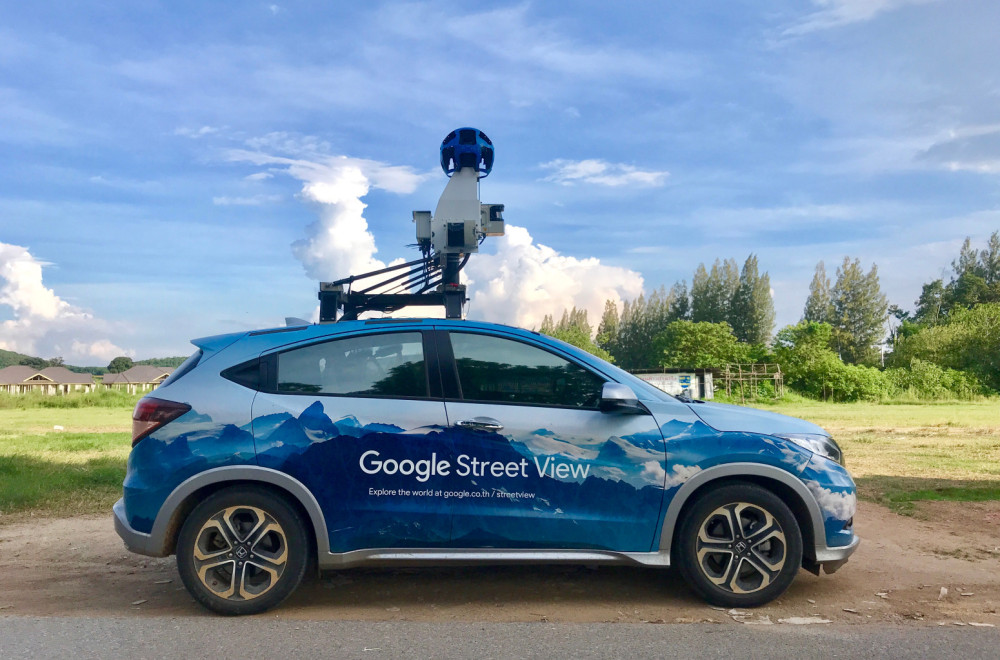 Google ga snimio golog u dvorištu njegove kuće: Sada mu plaća odštetu