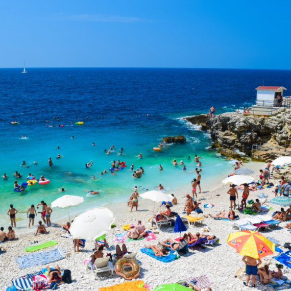Nemac se požalio na hrvatske plaže: "Jednom Hrvatska i nikad više" FOTO