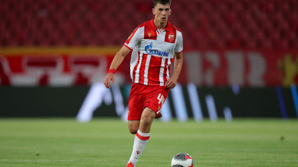 Zvezdin štoper na meti premijerligaša