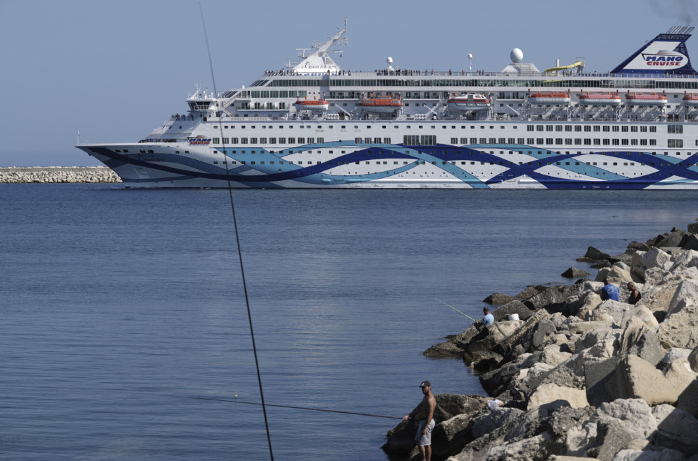 Haos na Rodosu: Protesti zbog turista; Uhapšeno 15 osoba FOTO/VIDEO
