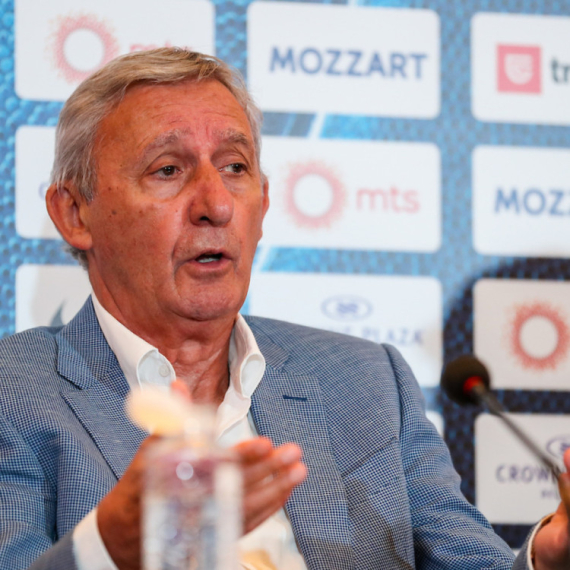 Pešić u svom stilu: "Moji igrači već sve znaju sami"; "Što Vukčević da kvari statistiku?!"