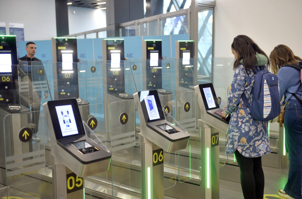 Nova faza digitalizacije u Srbiji: E-viza dostupna građanima 46 zemalja, 24 časa i 7 dana nedeljno