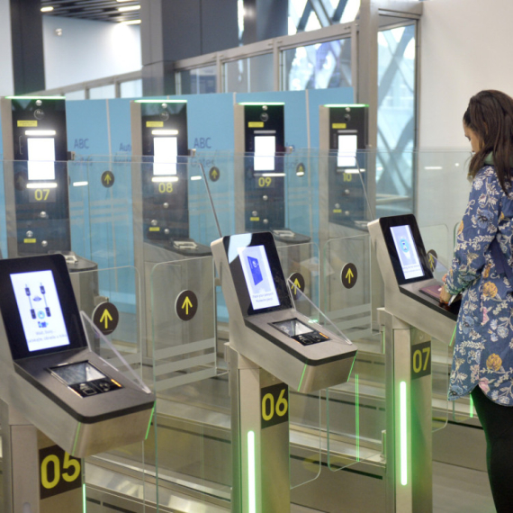 Nova faza digitalizacije u Srbiji: E-viza dostupna građanima 46 zemalja, 24 časa i 7 dana nedeljno