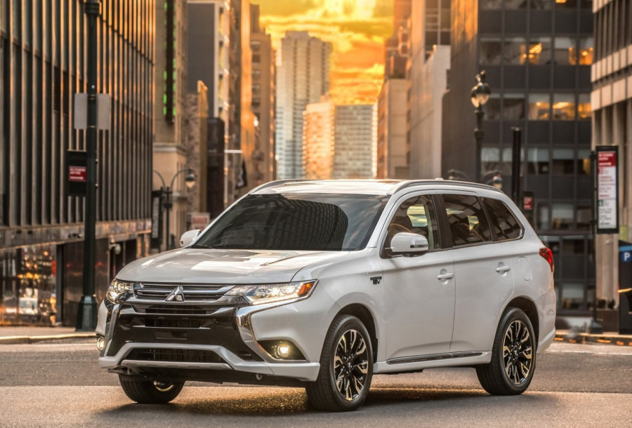 Nissanov odmetnik u Ameriku dolazi kao hibrid