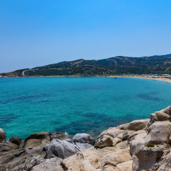 Na ovim plažama na Sitoniji možete da izbegnete gužve: Raj sa kristalno čistim morem FOTO