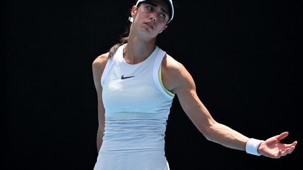 Novi pad Olge Danilović – Sabalenka suvereno drži prvo mesto