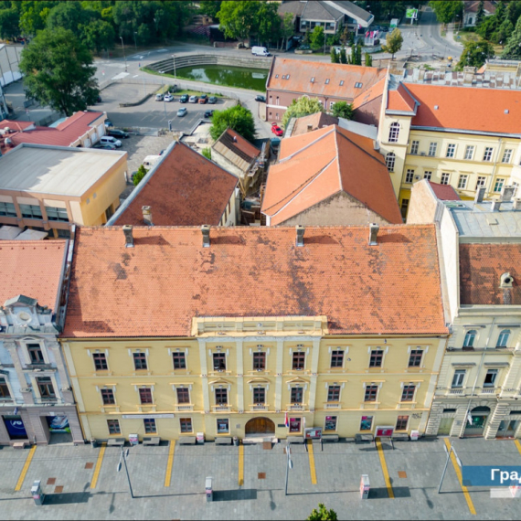 Počeli radovi na prvoj fazi obnove Narodnog pozorišta u Zrenjaninu FOTO
