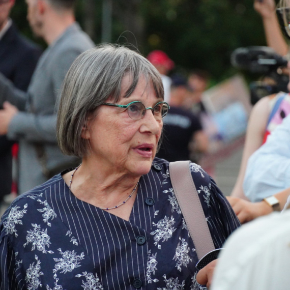 Sprema se provokacija za 11. jul? Ne odustaju od toga da Srbe proglase za genocidan narod VIDEO