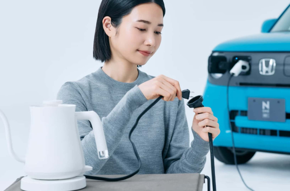 Honda lansira najmanji električni auto koji može da napaja celu kuću FOTO