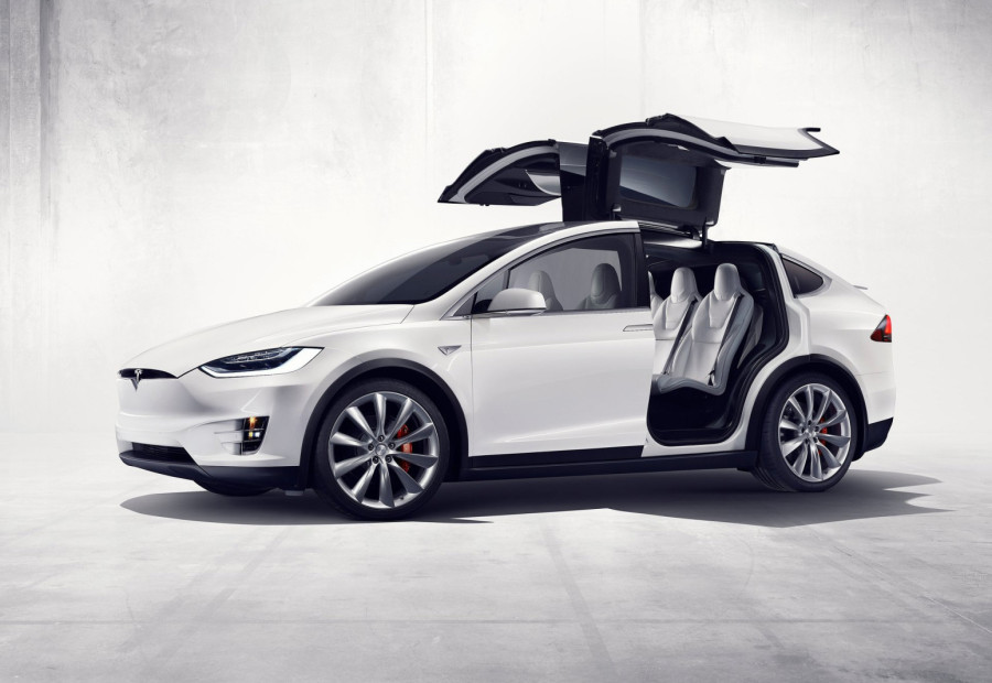 Zašto se baterija električnog automobila prazni dok stoji? Uzrok je često neočekivan