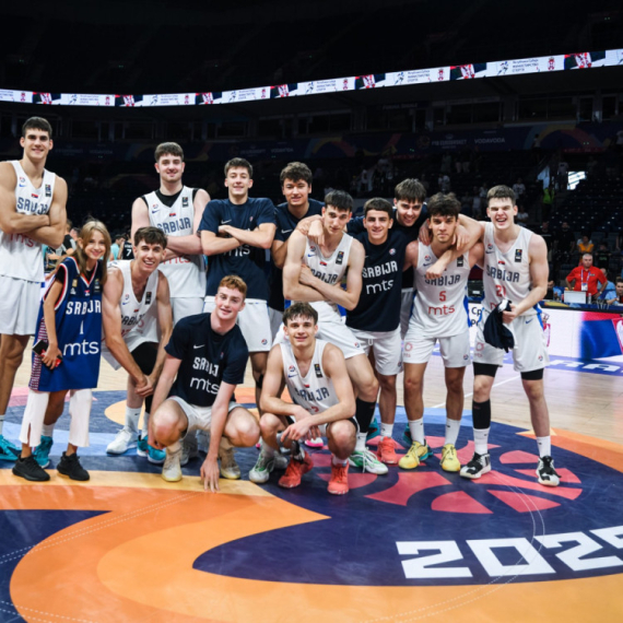 Selektor Srbije: "Gledaju Zvezdu i Partizan, a pitamo se gde su deca?"