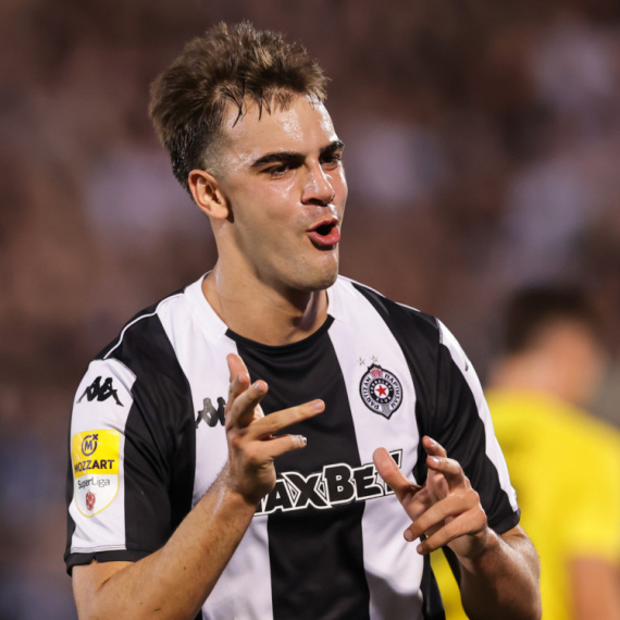 "Švabe" dolaze – i rastužiće Partizan