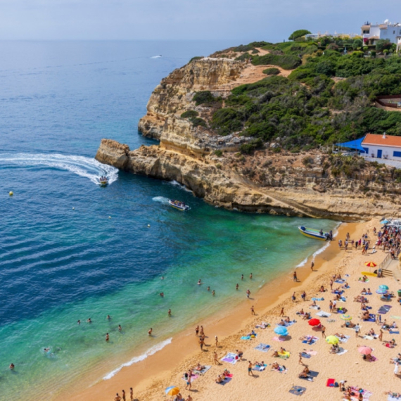 116 osoba hitno hospitalizovano nakon kupanja na popularnoj plaži